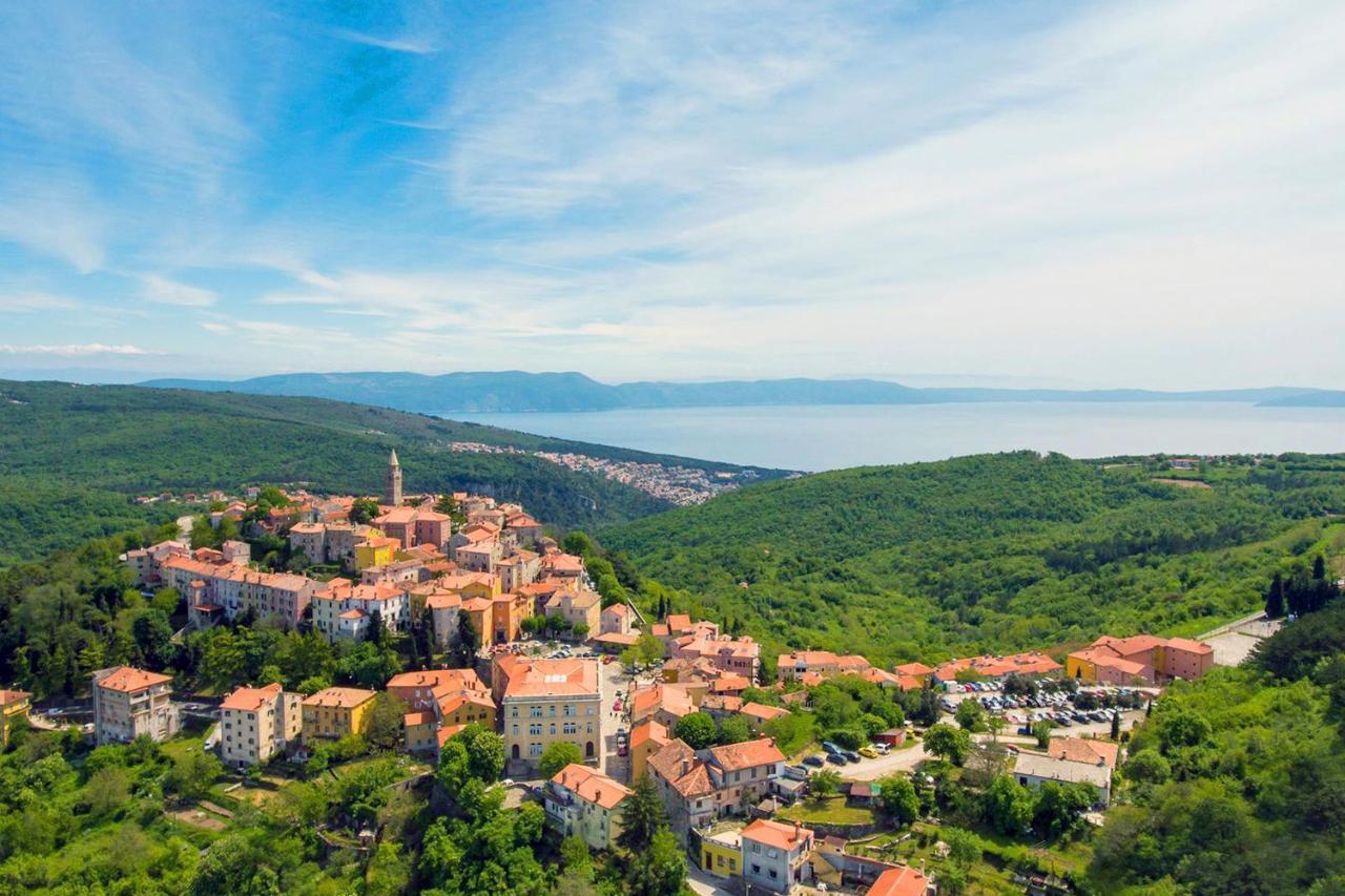 Studio Apartman Vedran Apartment Labin  Exterior photo