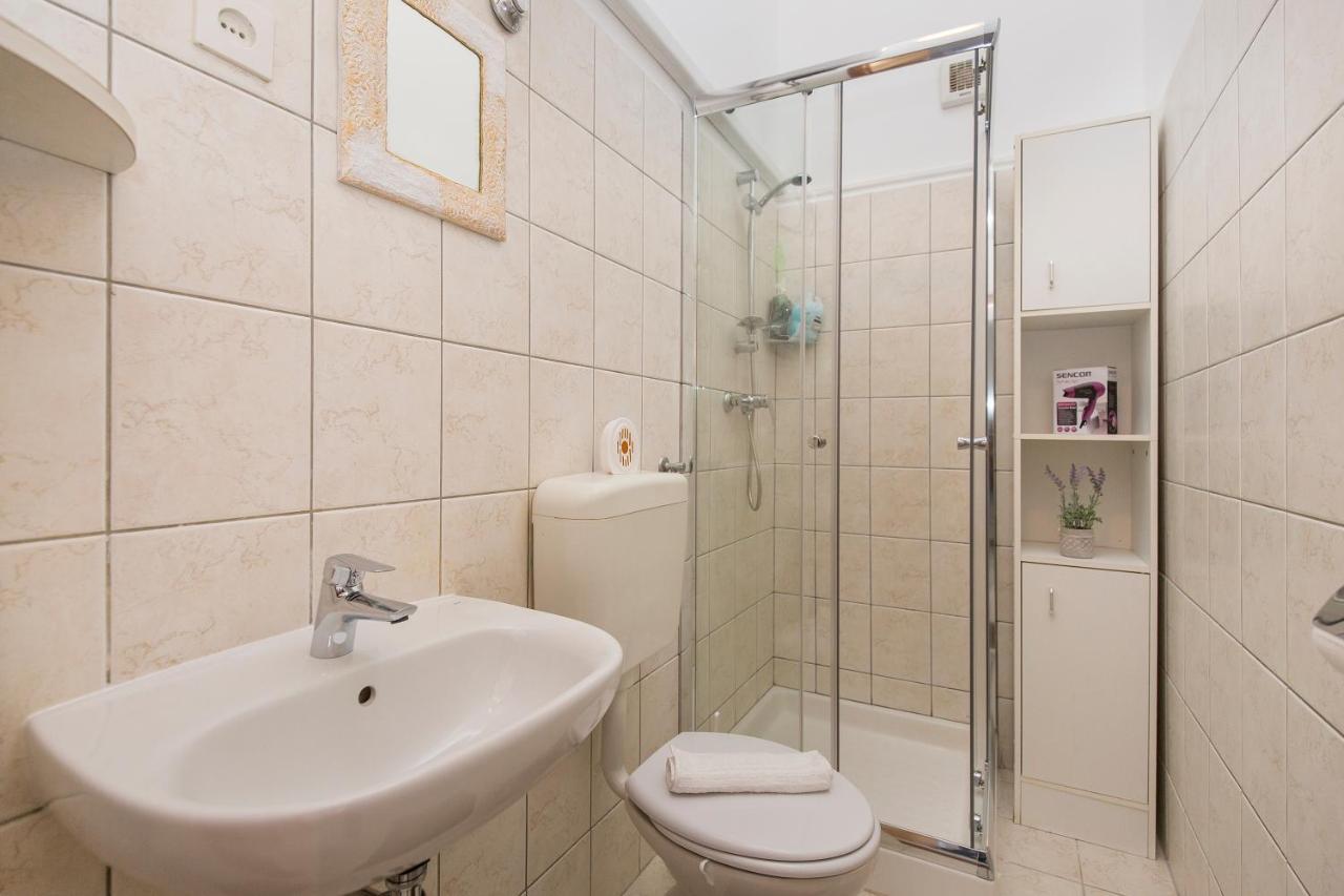 Studio Apartman Vedran Apartment Labin  Exterior photo