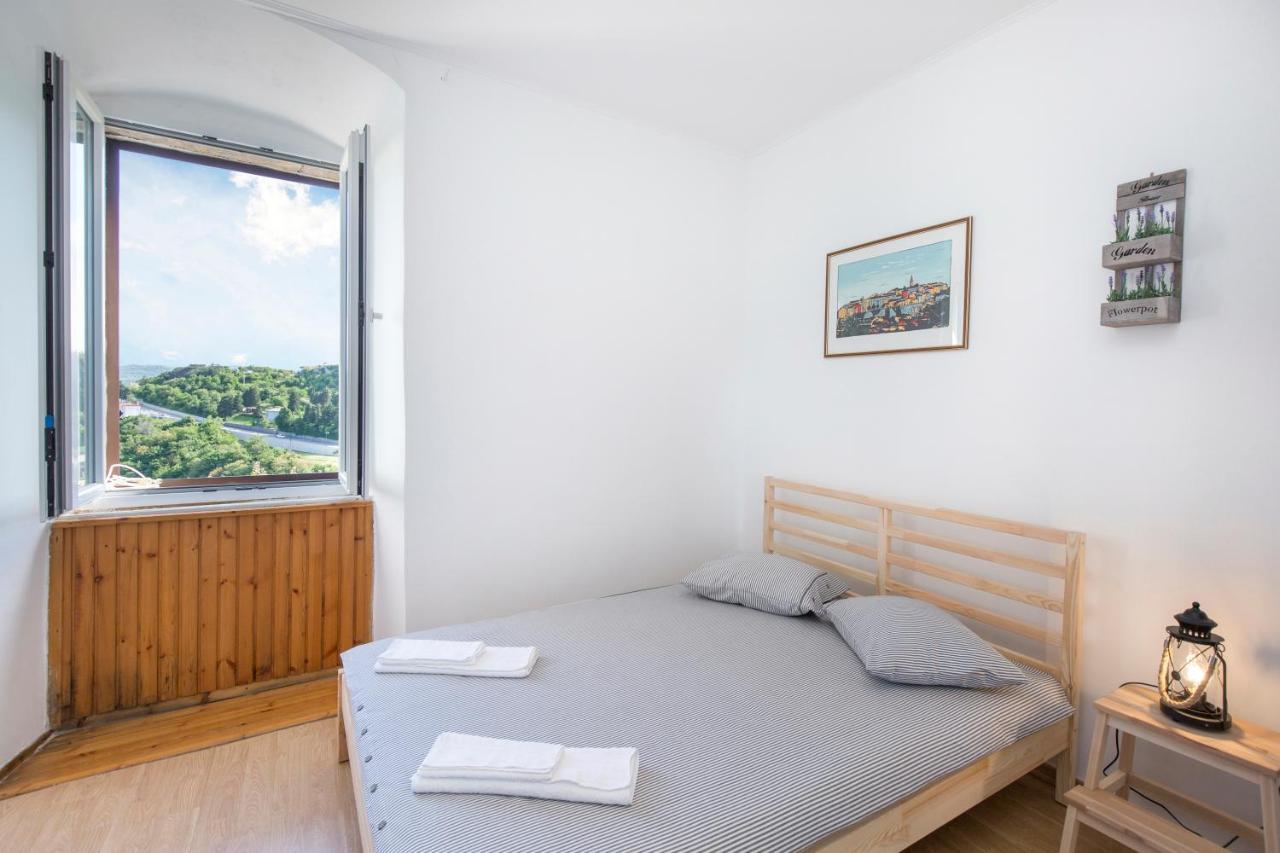 Studio Apartman Vedran Apartment Labin  Exterior photo